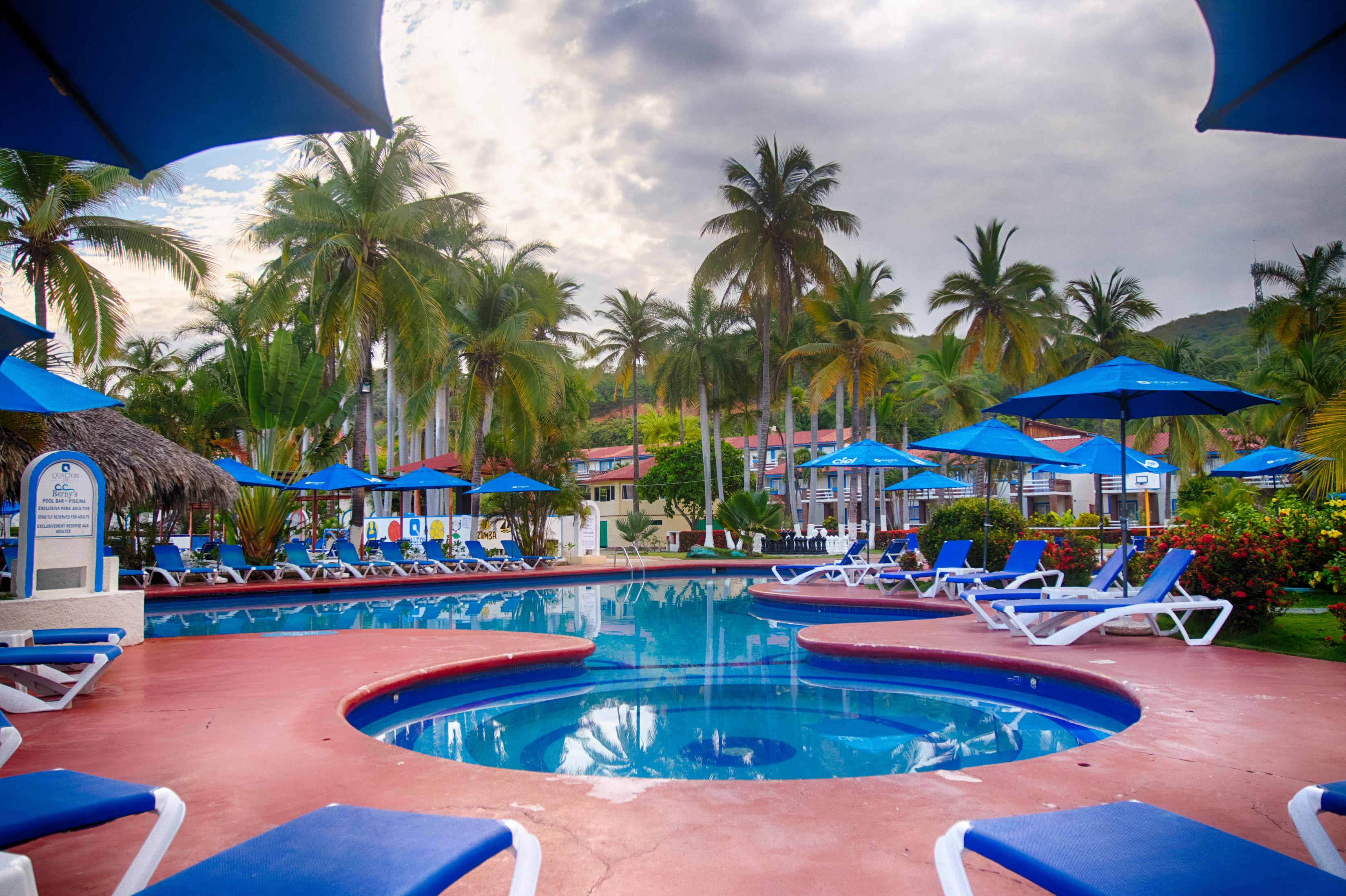 Qualton Club Ixtapa All Inclusive Eksteriør bilde